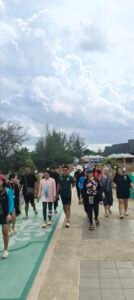 ทริปเที่ยวเกาะกระดาน ชายหาดที่ดีที่สุดในโลก ชายหาดตรัง เดินทางสะดวกสบายจากภูเก็ตกับ SafePhuketTravel