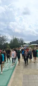 ทริปเที่ยวเกาะกระดาน ชายหาดที่ดีที่สุดในโลก ชายหาดตรัง เดินทางสะดวกสบายจากภูเก็ตกับ SafePhuketTravel