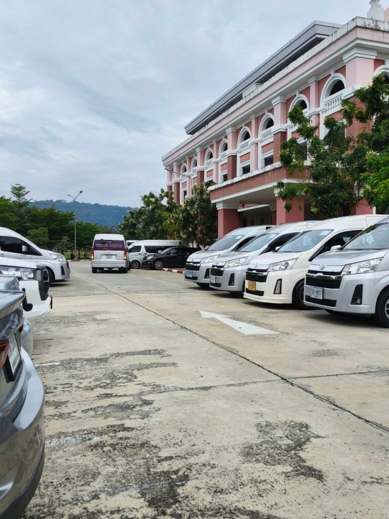 เช่ารถตู้ VIP ภูเก็ต สำหรับงานอีเวนต์และสัมมนาบริษัท SafePhuketTravel