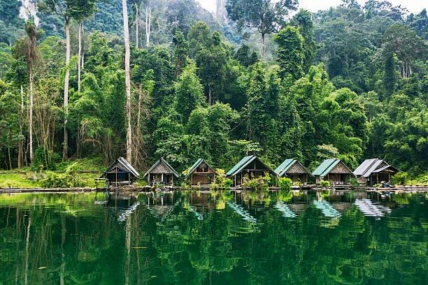 เช่ารถตู้ VIP ภูเก็ต ท่องเที่ยวธรรมชาติข้ามจังหวัด SafePhuketTravel