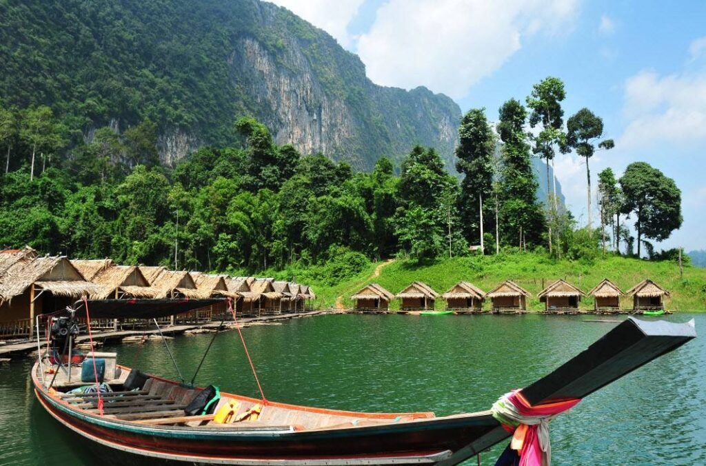 บริการรถตู้เดินทางไกลข้ามจังหวัด ภูเก็ต สุราษฎร์ธานี SafePhuketTravel