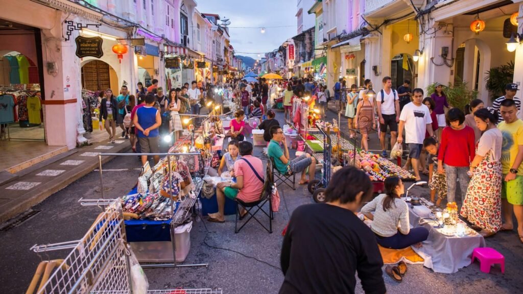 รถตู้รับส่ง คาร์นิวัลมายากล สยามนิรมิต ภูเก็ตแฟนตาซี ไซม่อนคาบาเร่ต์ SafePhuketTravel
