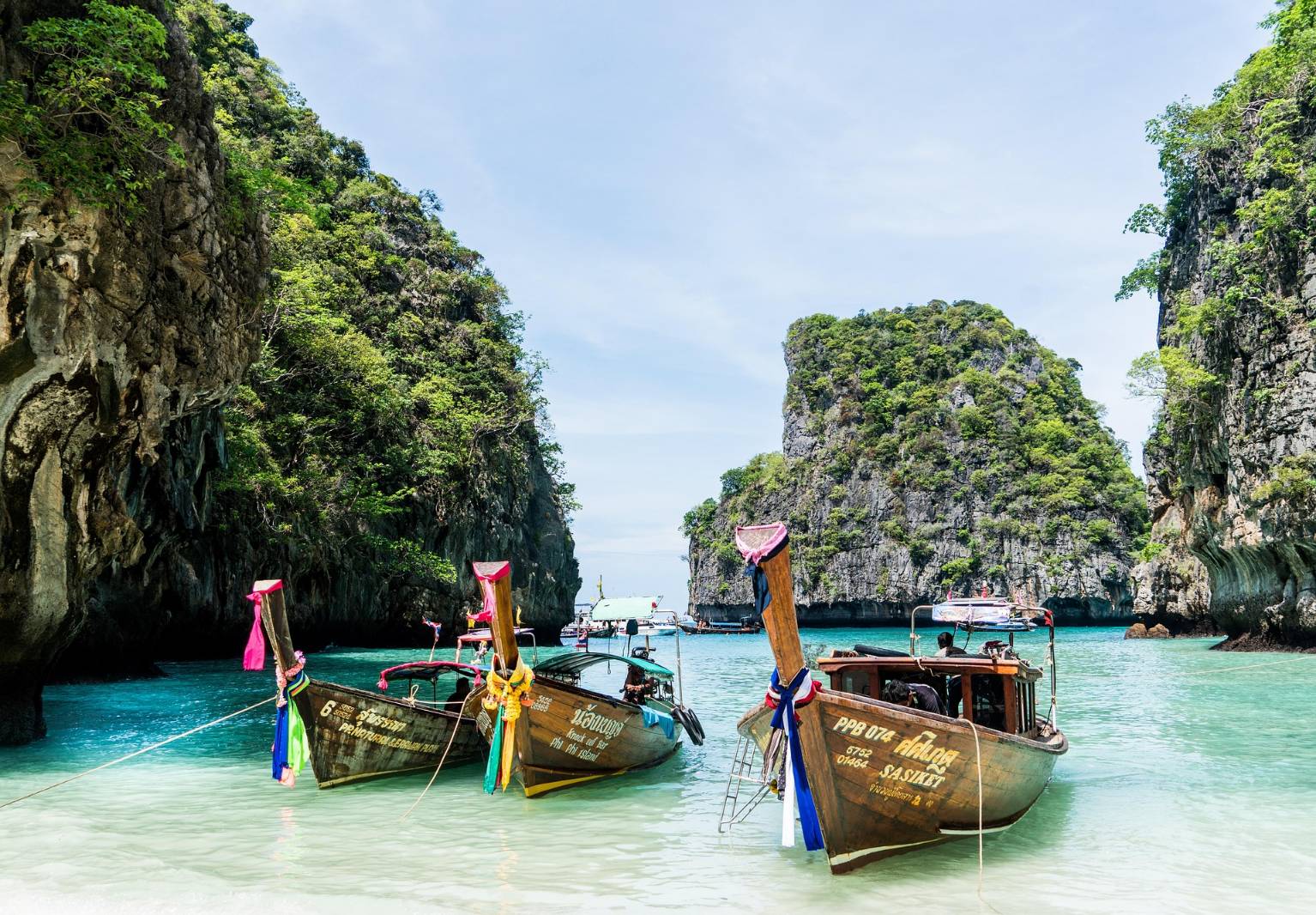 แพ็กเกจท่องเที่ยว — ภาพประกอบบริการท่องเที่ยว