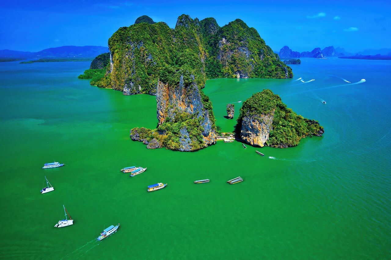 วิวเกาะหินปูนในอ่าวพังงา ภาพประกอบทัวร์เกาะเจมส์บอนด์